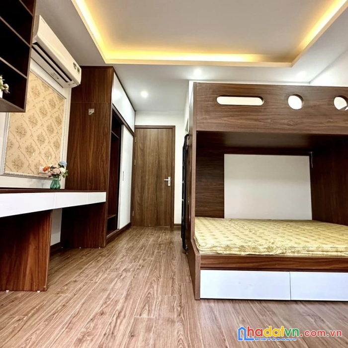 Bán tòa chung cư mini ngọc khánh, ô tô, 43m2 6 tầng, giá 5 tỷ