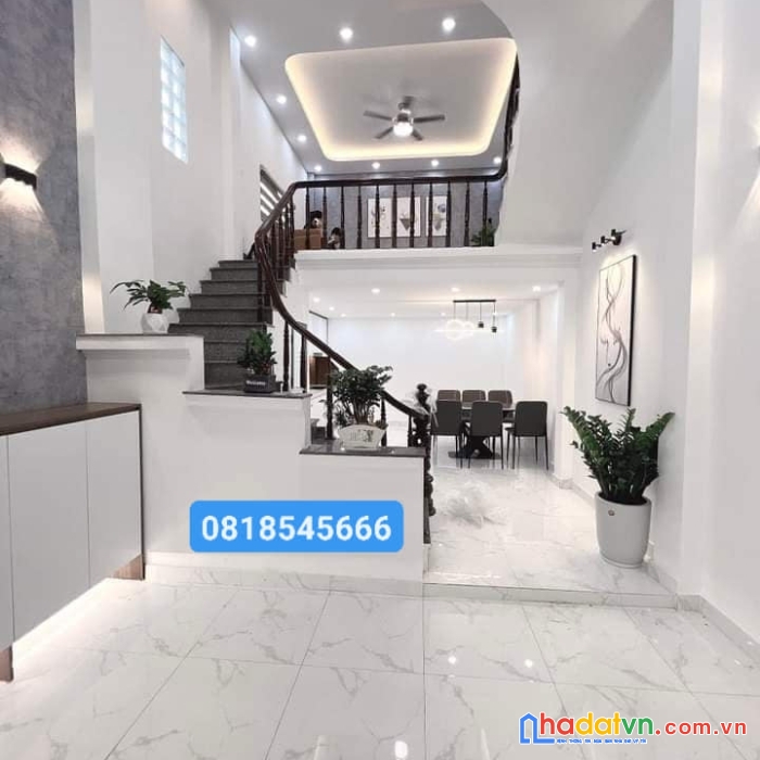 Bán nhà đẹp 4 tầng dt:40/45m2 x mt: 4m 5 phòng ngủ - phố hào nam - phường ô chợ dừa quận đống đa -