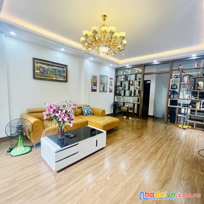Bán nhà nguyễn chí thanh, 45m2, 5t, phân lô, ô tô, kinh doanh