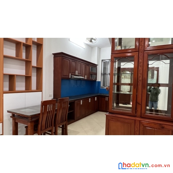 Bán nhà ngõ 17x phố bồ đề long biên chỉ 4,46 tỷ với diện tích 38 m2 nhà đep