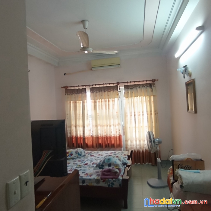 Cần tiền bán gấp nhà lý thường kiệt, p7, quận 11