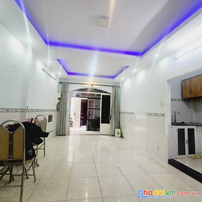 Giảm s.o.s 400 triệu -nhà gần sân bay tân sơn nhất – 40m2 – chỉ 2.x tỷ.