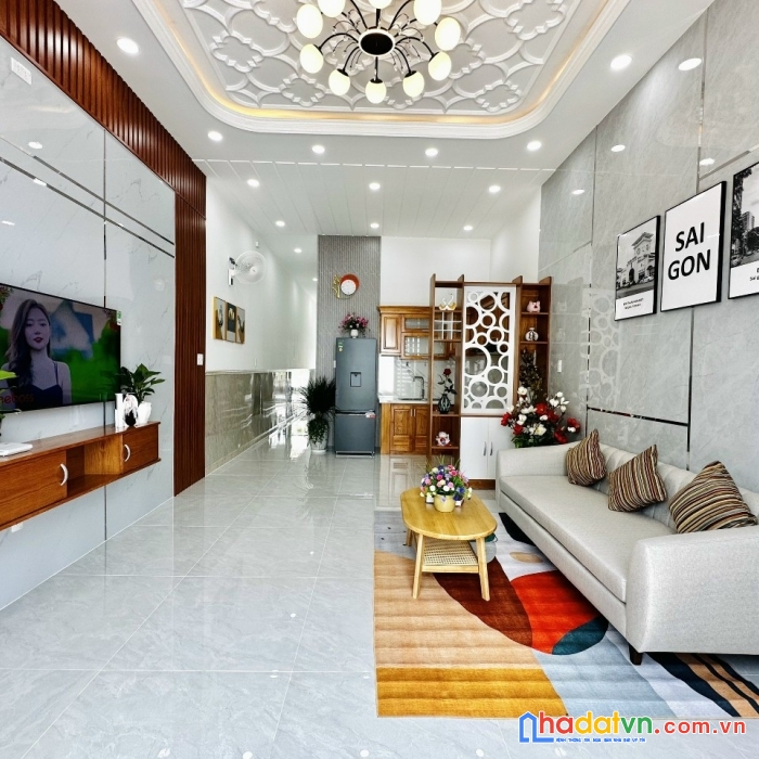 Bán nhà phan huy ích, 4x15, cấp 4, hẻm thông, tân bình