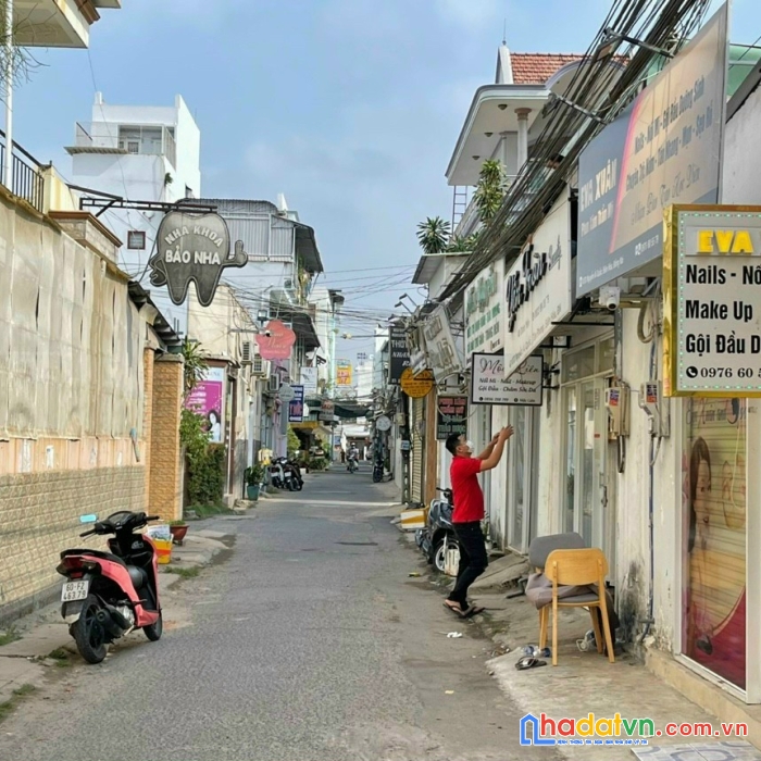 Bán đất mt kinh doanh, gần big c tân hiệp chỉ 3ty750 (100m2)