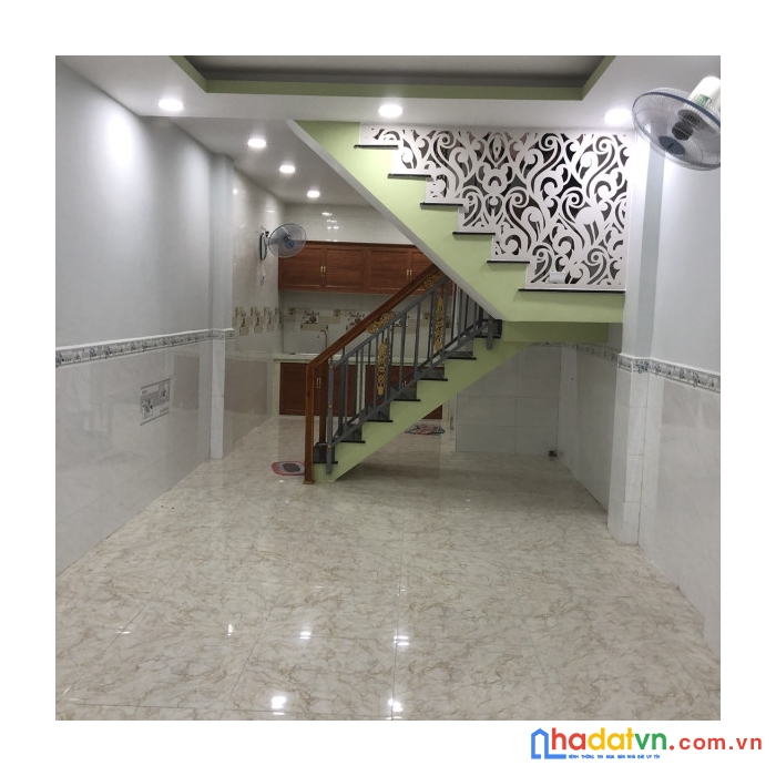 Cần tiền bán gấp nhà lê đại hành. p.11, q11.