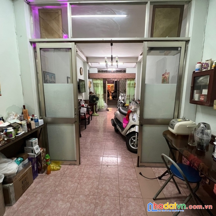 Chính chủ bán gấp nhà riêng ngay trung tâm  quận 1.tp.hcm