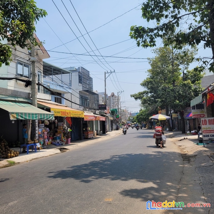 Nhà mặt tiền đường huỳnh thị hai lô góc kd, vp 160.1m2 chỉ 13 tỷ