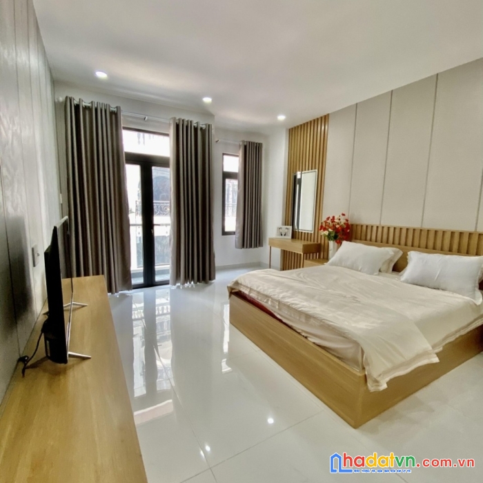 Nhà lê văn duyệt p3 bình thạnh 3 tầng giá 4,65 tỷ ,hxh