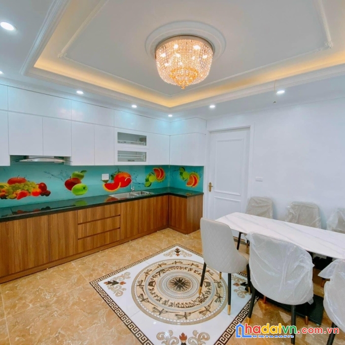 Nhà mặt phố p.bồ đề,kd đỉnh,vỉa hè rộng,ô tô dừng đỗ ngày đêm,dt48m,mt 3.8m,nhỉnh 9 tỷ