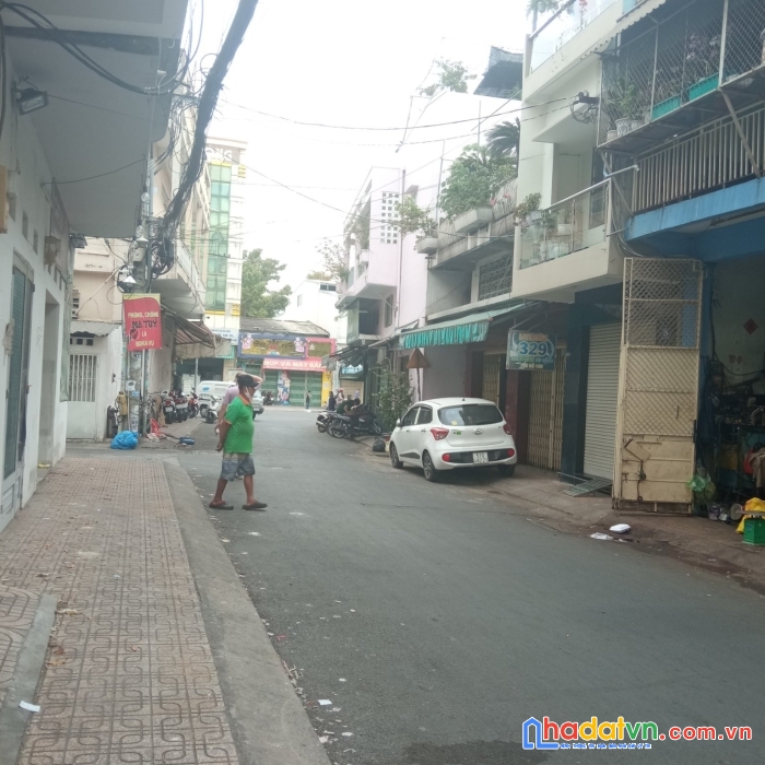 Cần tiền bán gấp nhà mtnb đường số 52 minh phụng, f.2, quận 11.