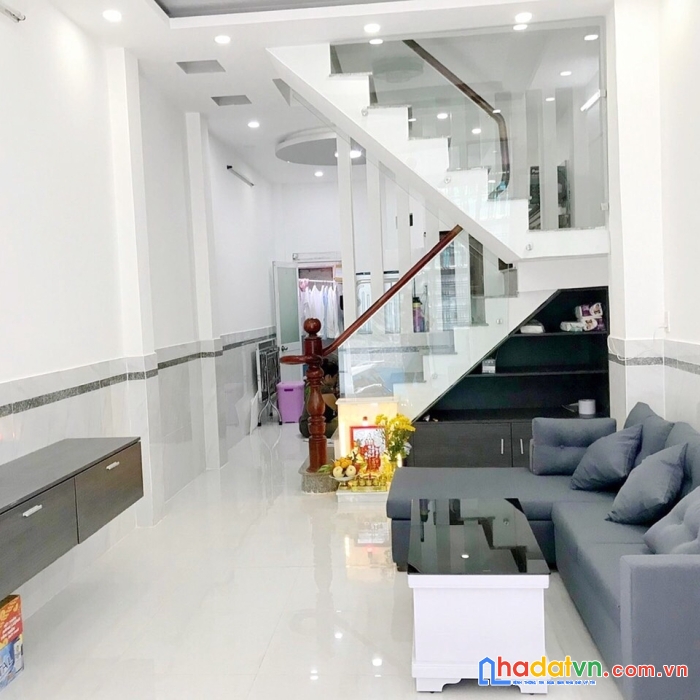 Nhà 2 tầng 3.5x13 hẻm 126 đường tám danh p4q8