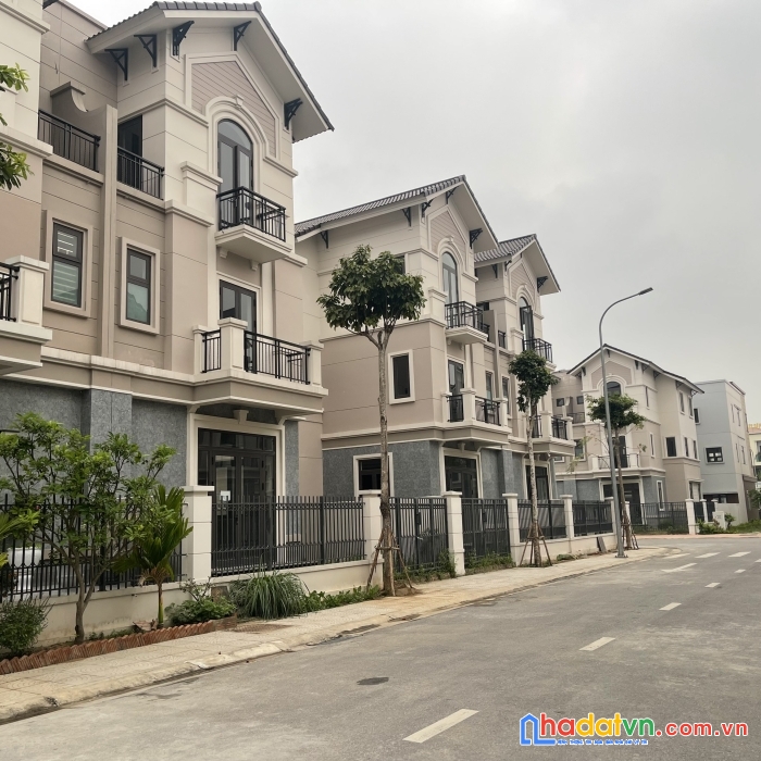 Bán biệt thự đẳng cấp singapore chưa đến 50 triệu m2 giáp long biên hà nội