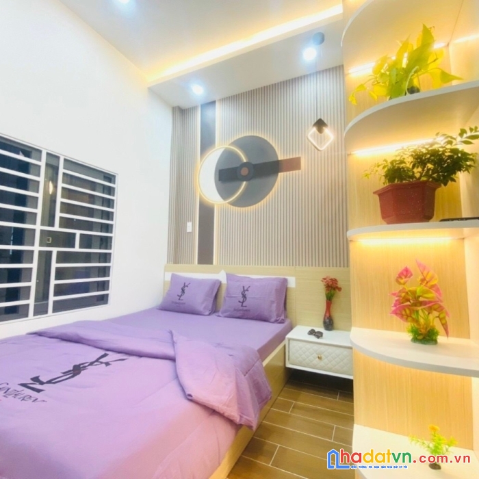 Bán nhà thống nhất gò vấp 2 tầng đúc mới ở ngay hẻm ô tô 3 tỷ 96