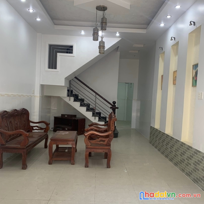 Giáp t.bình, hxh đỗcửa khuvip nguyễn kiệm p3 gòvấp 4 tầng 70m giá6tỷ35