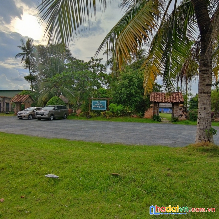 Bán nhà bình quới, 300m2, 8 phòng, 6.4 tỷ