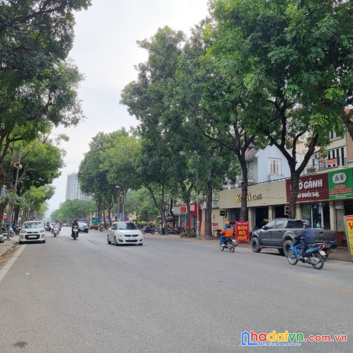 Bán đất tặng nhà 2 tầng, hoàng liệt hoàng mai, phân lô ô tô đỗ cửa , an sinh , kd văn phòng cực