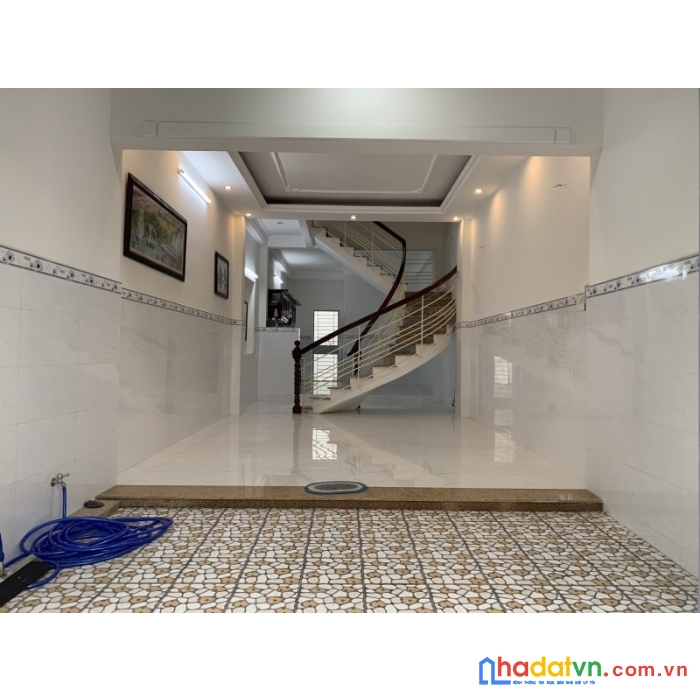Bán nhà hoàng hoa thám bình thạnh giảm 9 tỷ xuống 7 tỷ 99