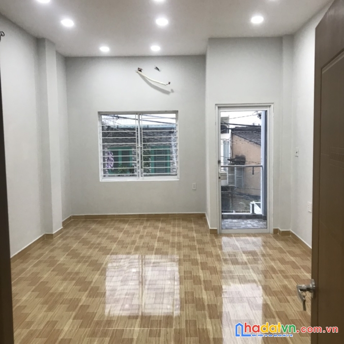 Cần tiền bán nhà hxt đường 100 bình thới, f.11, quận 11.