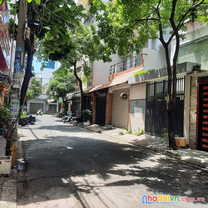 Nhỉnh 8 tỷ, nhà mt nhựa kề nhất chi mai, tân bình, chạm là thích