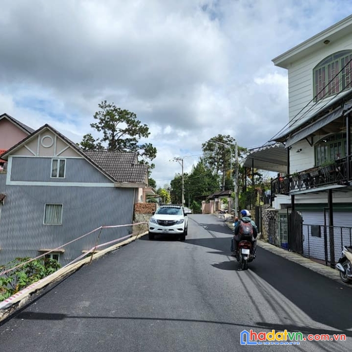 Cần bán gấp nhà đẹp ngay trung tâm đường lê hồng phong, đà lạt giá 13 tỷ