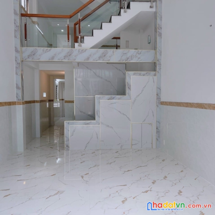 Nhà mới tinh - hẻm ô tô - 3 tầng 4 x 20 - nhỉnh 4 tỷ - tô ngọc vân - q12