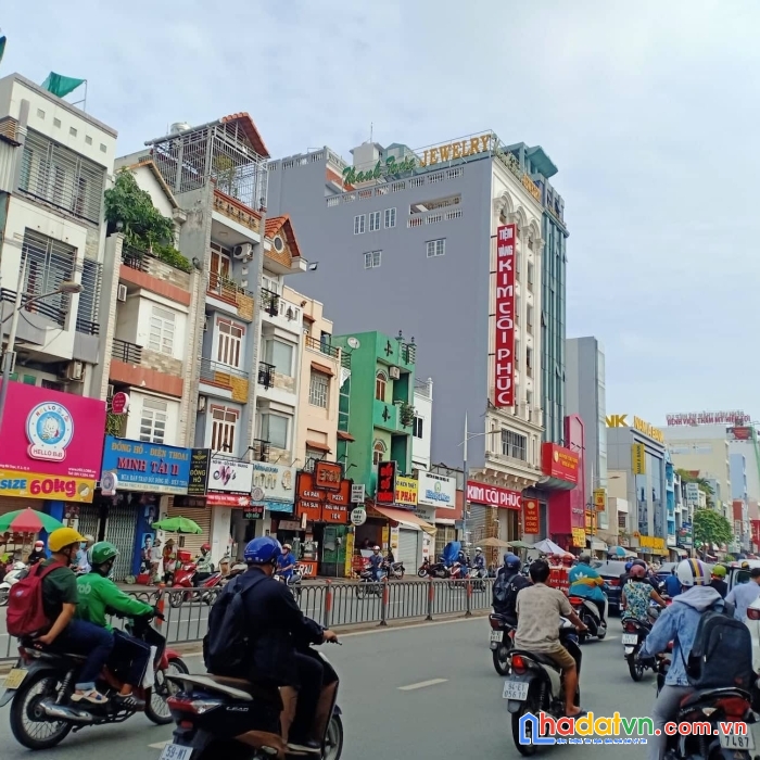 Bán nhà mặt tiền kinh doanh, dương bá trạc, quận 8, 3 tầng, ngang 4.2 x 11, chỉ nhĩnh  10 tỷ.