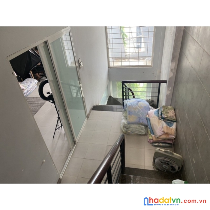 Bán nhà bình thạnh hxh 110m2 ngang gần 6m 4 tầng btct sổ vuông bùi đình tuý 10.5 tỷ.
