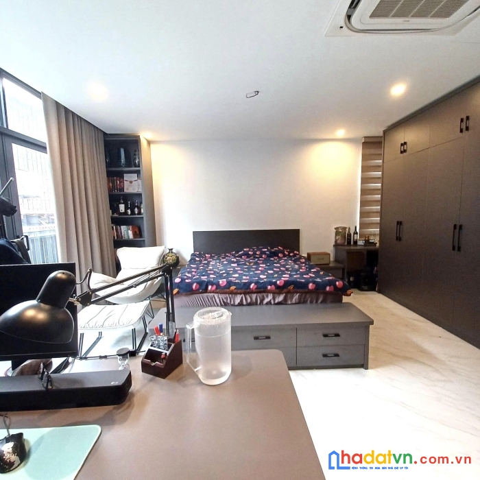 Siêu hiếm!! xem ngay  nhà nguyễn phong sắc, cầu giấy 55m2 5 tầng tặng nội thất vip phân lô ô tô