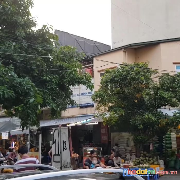 Bán nhà lk ngô thì nhậm mặt chợ bông đỏ 50m 8.35 tỷ có thương lượng