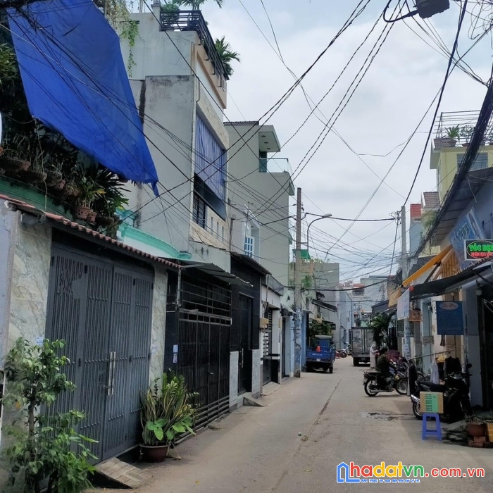 Chính chủ cần bán 2 căn nhà đường 8b, bhha, hẻm xe tải thông, 80m2 chỉ 6.8 tỷ