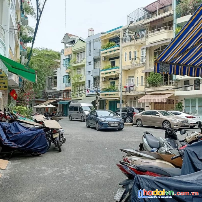 Bán nhà hẻm 8m kd lạc long quân p8 tân bình 50m2 4 tầng