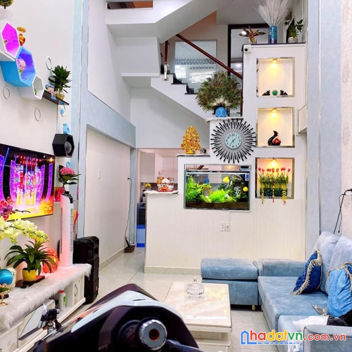 Bán nhà phan xích long, pn, 53m2, btct, 4.95 tỷ.