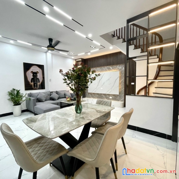 Bán nhà đẹp đường minh khai , qhai bà trưng 30 mét chi nhỉnh 3 tỷ