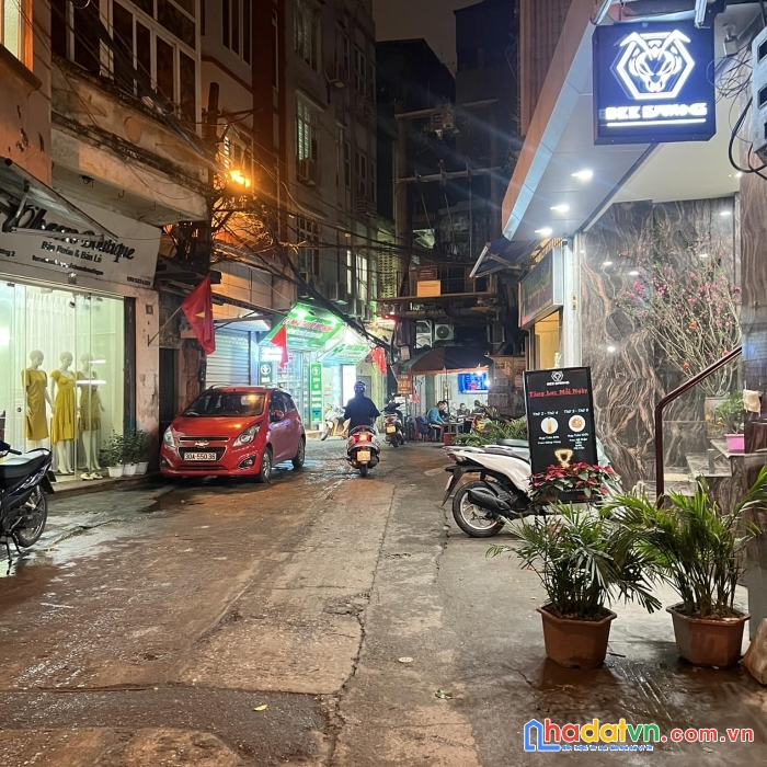 Bán nhà tôn đức thắng, ô tô tránh, kinh doanh, 40m2 4 tầng, giá 7.6 tỷ