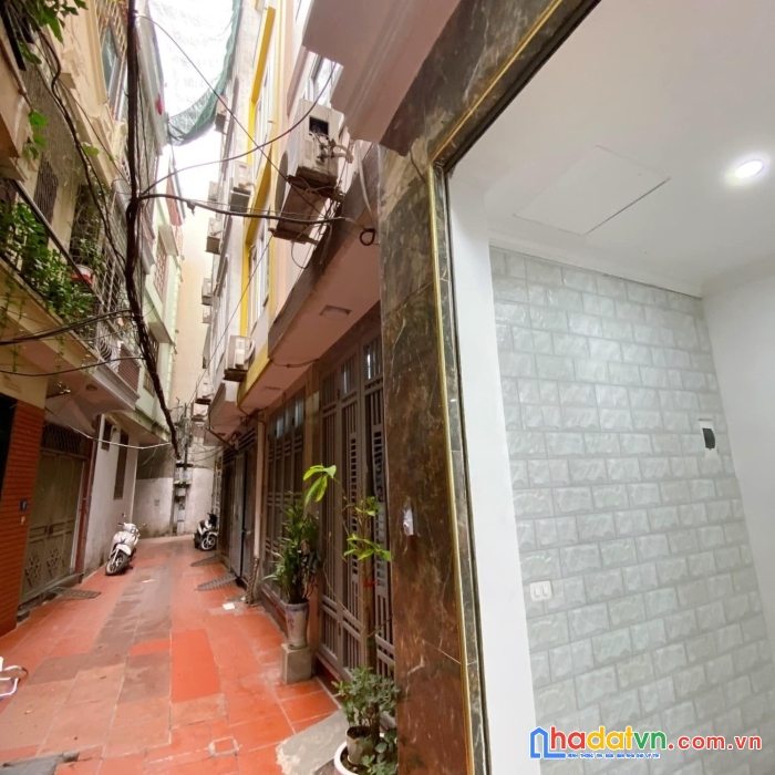 Bán nhà đường trương định 60m2, mặt tiền 5m, giá 4,8 tỷ, liên hệ 0978683258