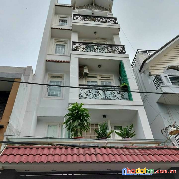 Bán nhà 2 mặt tiền đẹp đường  calmette phường nguyễn thái bình quận 1