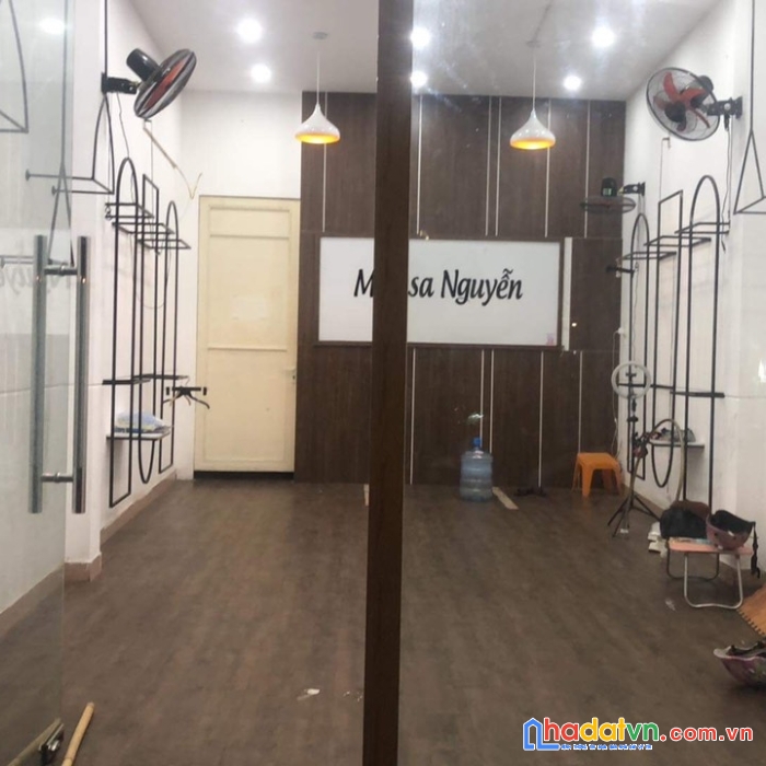 Sang shop mặt tiền hùng vương giá bèo: