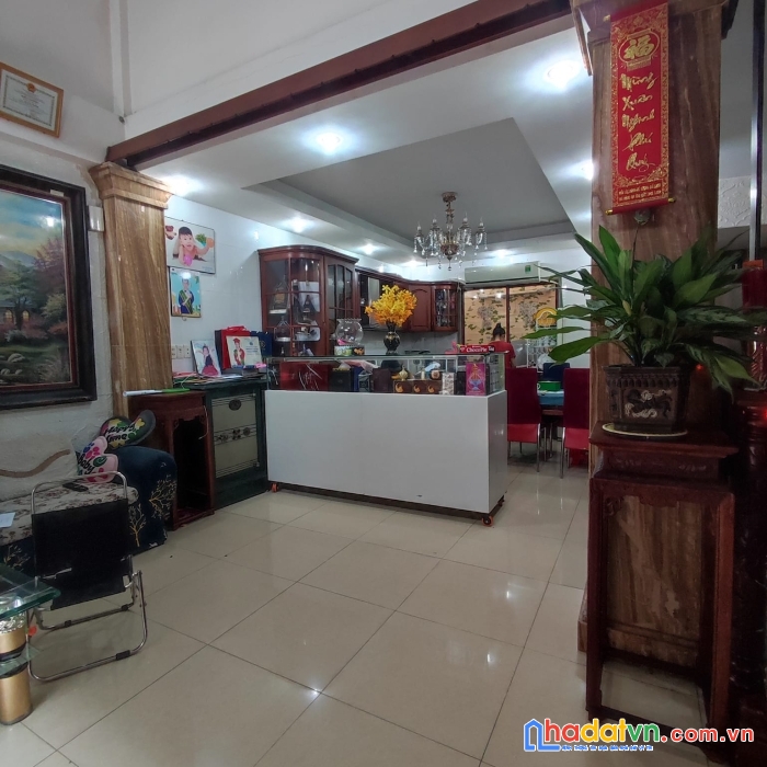 Cần tiền cho con du học bán gấp nhà mặt tiền bùi đình túy, 86m2, 4 tầng, chỉ 18 tỷ 300