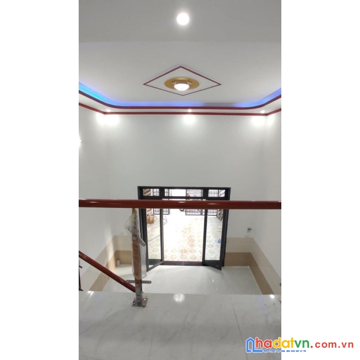 Chính chủ rất gấp bán lỗ nhà s= 112m2  chỉ hơn 7 tỷ đường quang trung hẻm xe tải thông sát shop