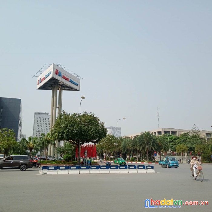 Bán nhà gần quận ủy hà đông, lô góc, đường thông, 40m2, 5 tầng nhỉnh 4 tỷ