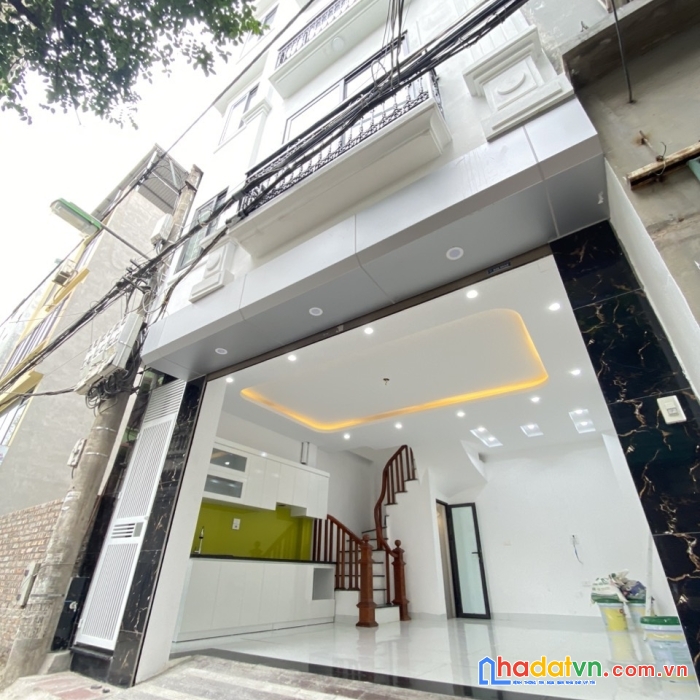 Chính chủ cần bán nhà 5 tầng - sát ngã tư vạn phúc, oto 7 chỗ vào nhà. 5 phòng ngủ , giá có thương