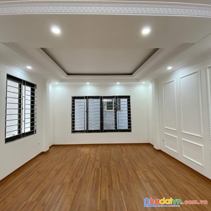 Bán nhà thịnh quang, nhà xây mới, 39m, 5 tầng, mt 4,5m, giá 4,3 tỷ