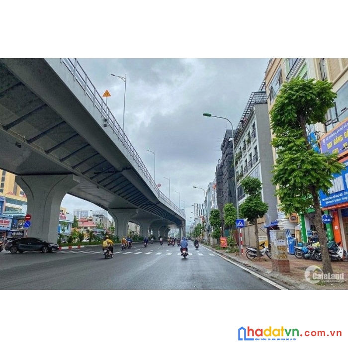 Mặt phố hot minh khai hai bà trưng, thông sàn, thang máy, diện tích 130m