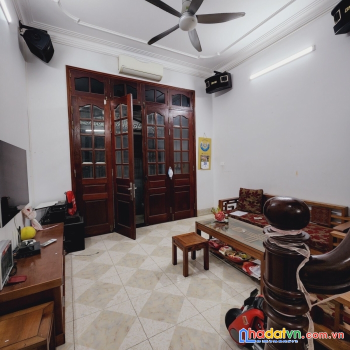 Bán nhà phố hoàng ngân, q.thanh xuân, ô tô, kinh doanh, 
căn góc, 40m, 4 tầng, hơn 4 tỷ