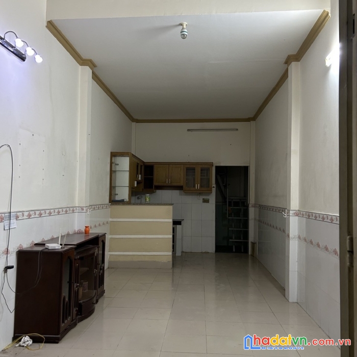 Bán nhà quận 12, hxh nguyễn thị kiểu, 2 tầng, nở hậu, thuê 6tr/tháng, chỉ 3 tỷ 2.