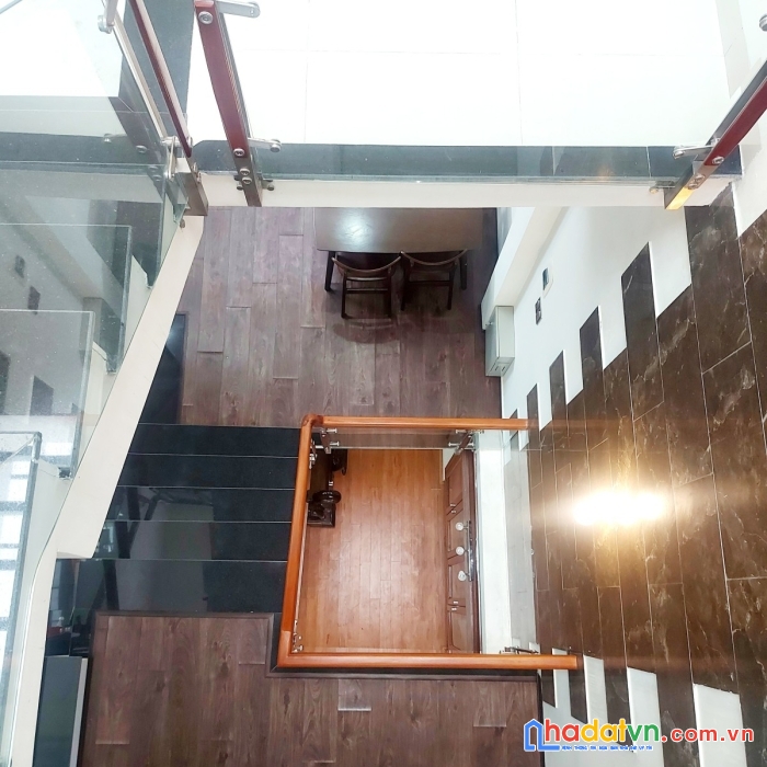 Nhà mới 3 tầng kiệt ô tô cù chính lan dt đất 50m2 2.x tỷ