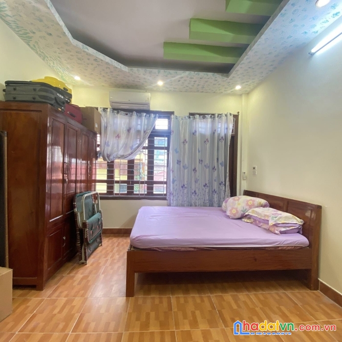 Nhà dòng tiền- hàng hiếm- diện tích rộng- vài bước ra đường ô tô tránh- cho thuê đỉnh -156m2 giá