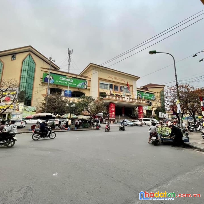 Bán nhà mặt phố lê lợi quận hà đông 52m2 mt4m vỉa hè đá bóng khinh doanh tập nập ngày đêm