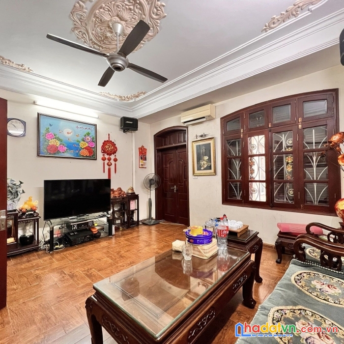 Bán nhà kim mã, oto, 3 thoáng, 45m2 giá 5,65 tỷ