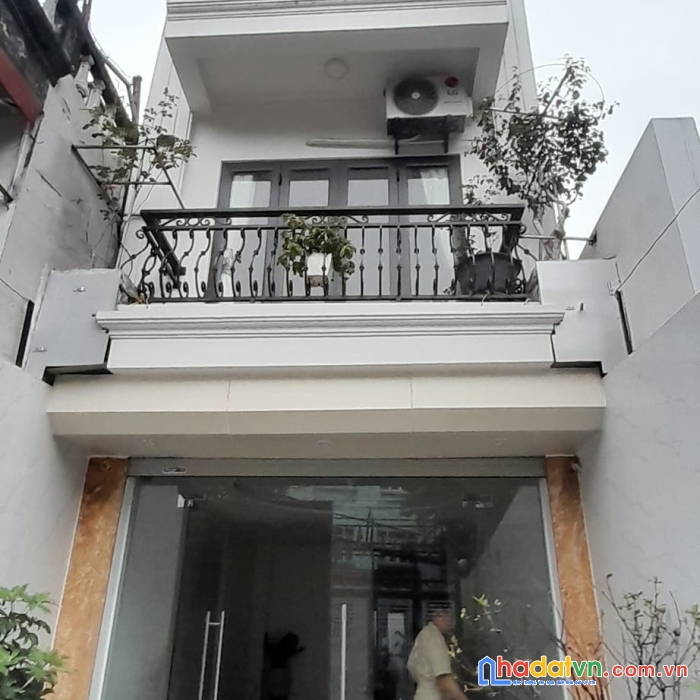 Căn nhà đẹp lĩnh nam, 40m2, lô góc, thang máy - cơ hội hiếm có